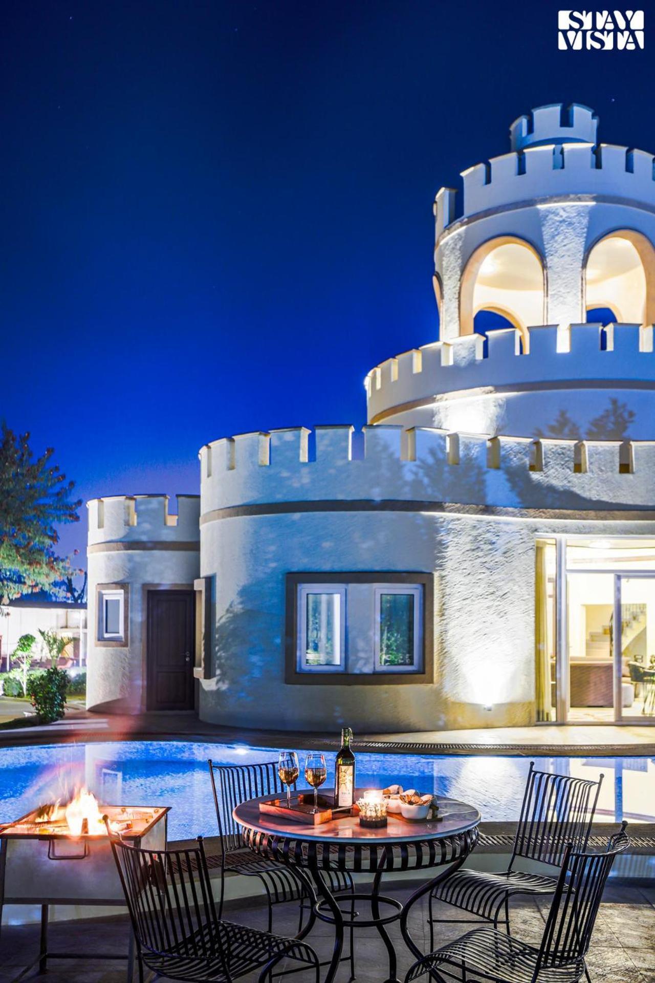 Stayvista'S Mystic Castle With Terrace, Swimming Pool, Lawn With Gazebo Džajpur Exteriér fotografie